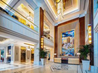 Higgins Hotel Lobby