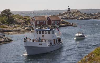 Sightseeingbåten M/B Øya i Blindleia, Ulvøysund, Lillesand
