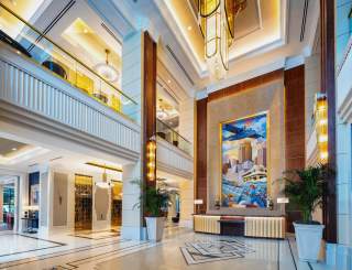 Higgins Hotel Lobby