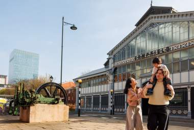 Ultimate Guide to Family-Friendly Winter Adventures in Greater Manchester