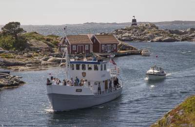 Sightseeingbåten M/B Øya i Blindleia, Ulvøysund, Lillesand