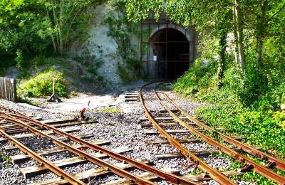 railway tracks leading in to a tunnel at Amberley Museum which was used in a James Bond film