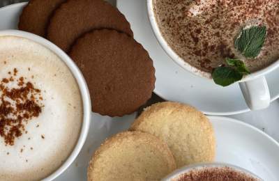 They Hungry Guest, coffee & shortbread