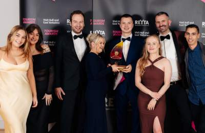 Ambiente Tapas with their REYTA award