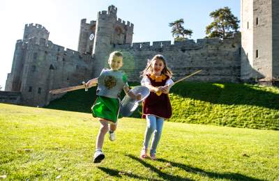 Children playing at Warwick Castle