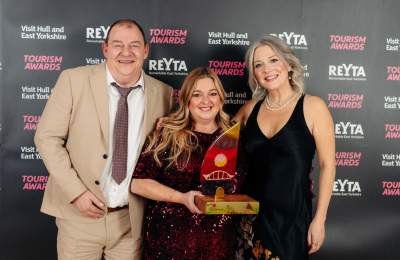 Humber street sesh receiving a reyta trophy
