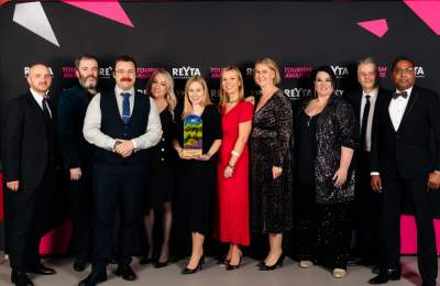 Doubletree by Hilton Hull winner group photo