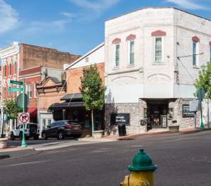 streetscape of historic downtown Clarksville, Tennessee