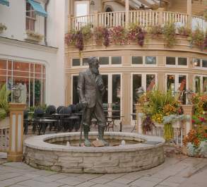 Statue in heritage district