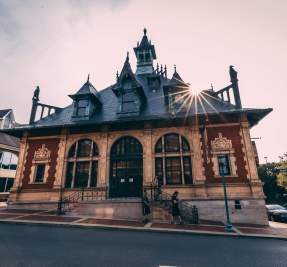 Customs House Musuem