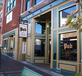 entry to Blackhorse Pub