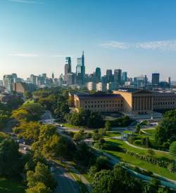 Skyline of the city of Philadelphia with the Philadelphia Art Museum in the foreground