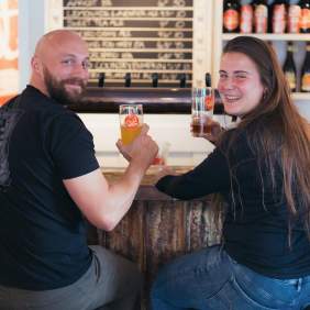 Couple drinking beer