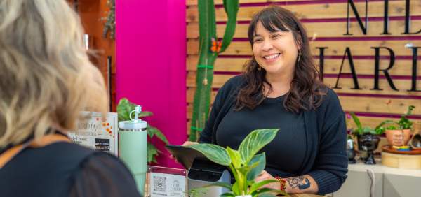 Nide Jardin, boutique houseplant and wellness shop in Aurora, Illinois