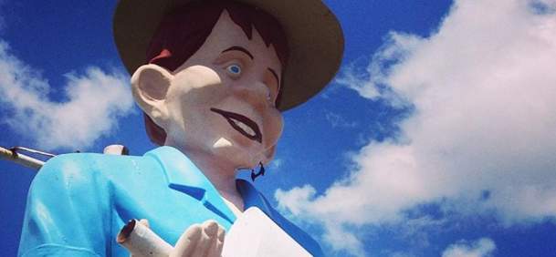 Happy Half-Wit Muffler Man Sculpture