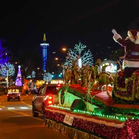 Gatlinburg's Fantasy of Lights Christmas Parade