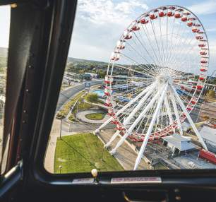 Scenic_Ferris Wheel_Branson_Strip_Spring_Summer_Attraction