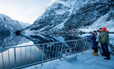 Fjordkreuzfahrt Nærøyfjord Winter