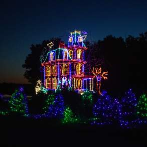 Lakeland Orchard Haunted House Light Display