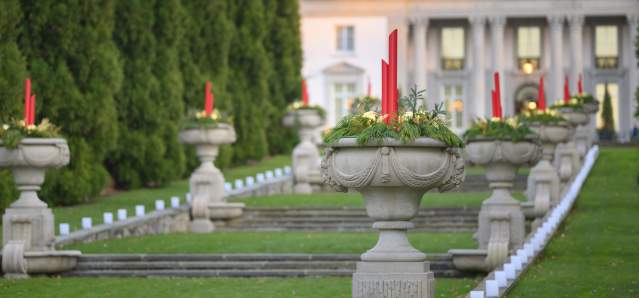 Nemours Estate - Holiday