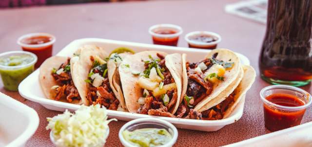 Tohono Oodham Swap Meet Tolos Taqueria - Tacos al Pastor