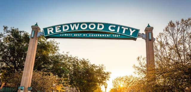 Redwood-City-Arch-during-the-sunset