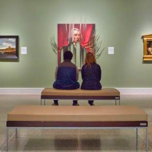 UMMA couple admiring art