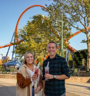 Halloweekends couple