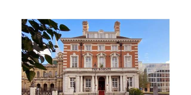 The Roseate, Reading