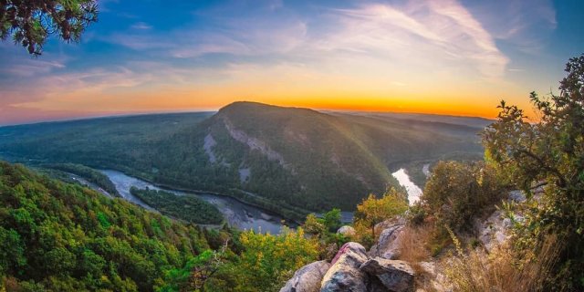 Pocono Mountains Explore Our Area Hotels Attractions