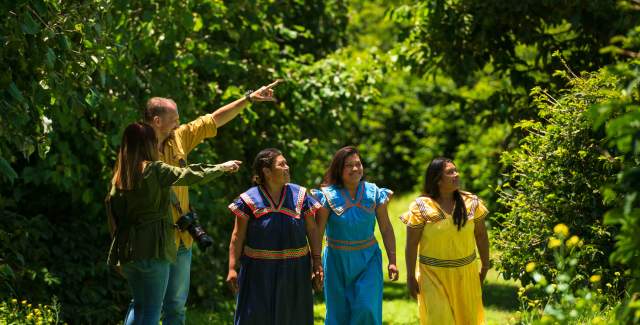 Tourist on Coffee experience with indigenous group at Boquete