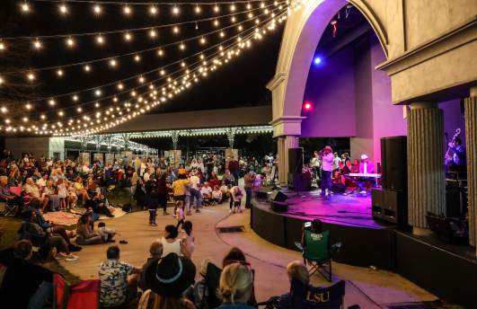 People Dancing at Mandeville Live