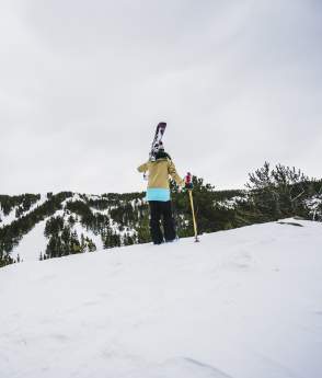 Skiing & Snowboarding
