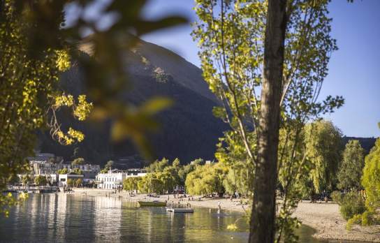 Sunny afternoon in Queenstown Bay