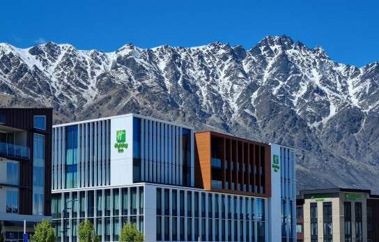 Holiday Inn Remarkables Park infront of a snow covered mountain