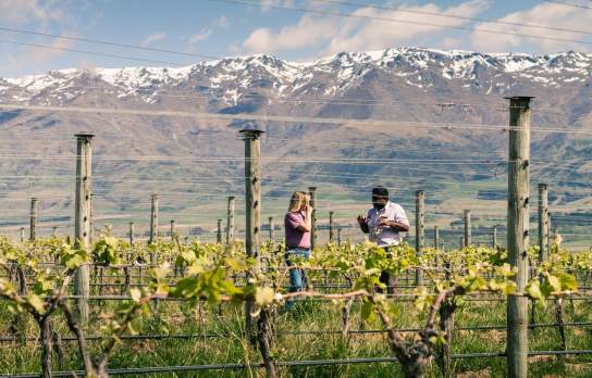 Winemaker Sascha giving a tour of a vineyard at Gibbston Valley Winery