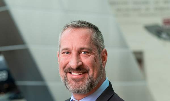 Mark Kowalewski headshot