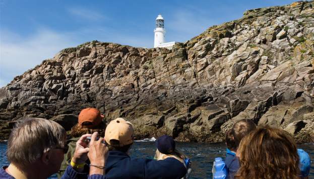 Boat sightseeing tours to Round Island