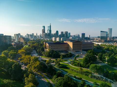 Skyline of the city of Philadelphia with the Philadelphia Art Museum in the foreground