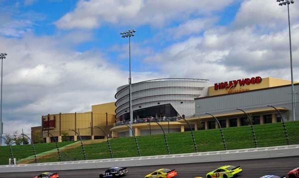 Track_and_casino_7791e669-4b39-4