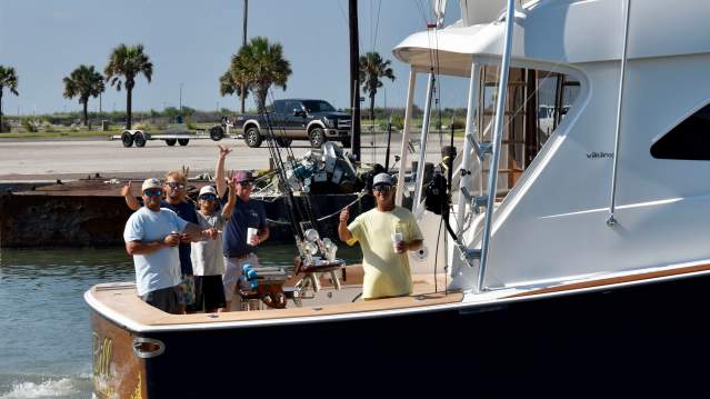 fishing-headed offshore-boat