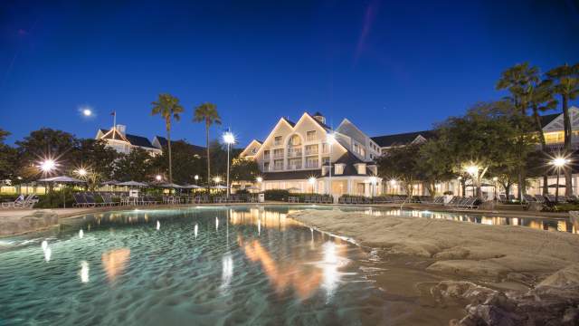 Disney's Yacht Club Resort hotel exterior