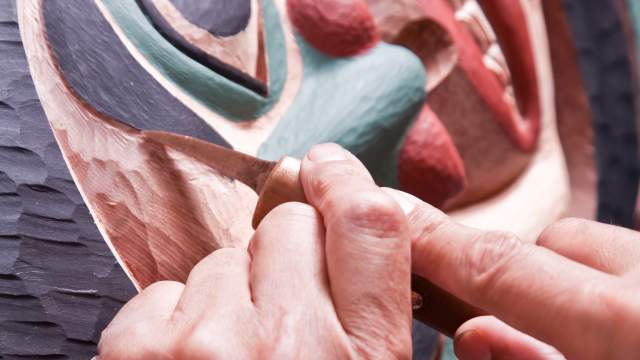 Totem pole carving (3)