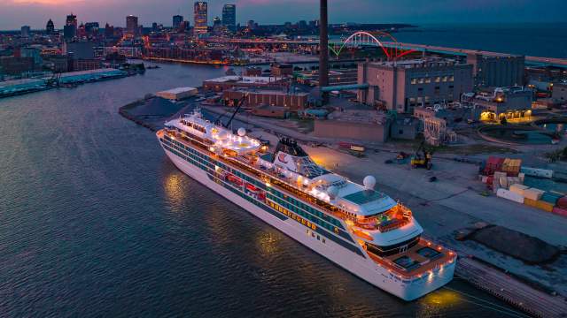 Octantis Cruise Ship coming into Milwaukee at night