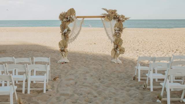 Breezy Beach Wedding Inspiration