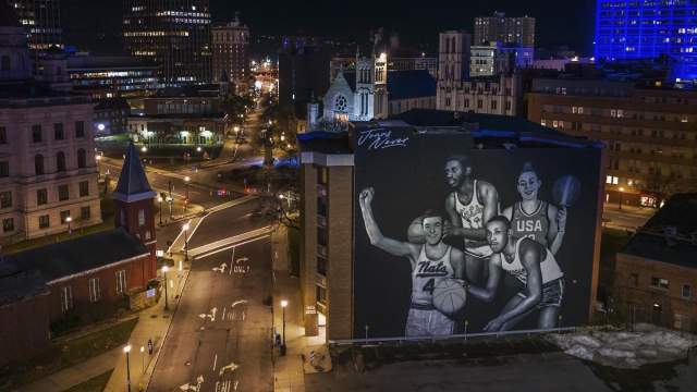 Syracuse Greats Street Art