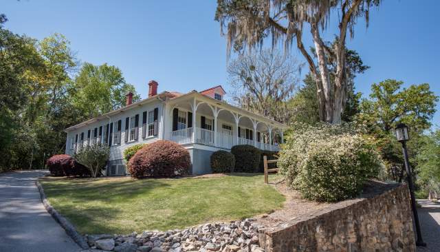 Join Our Team as a Columbia County Visitor Center Representative!