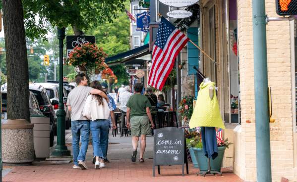 Couple walking in downtown Carlisle