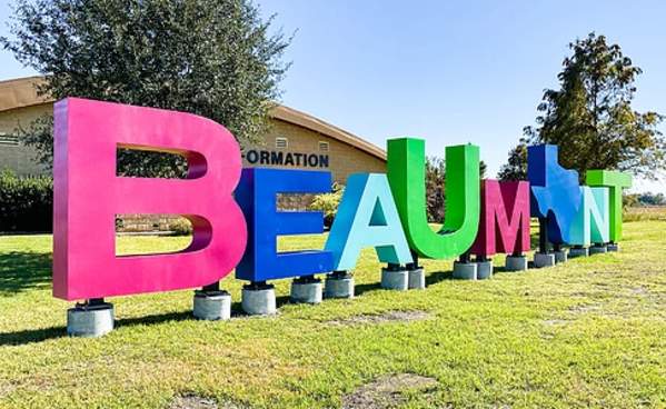 Beaumont sign mural letters