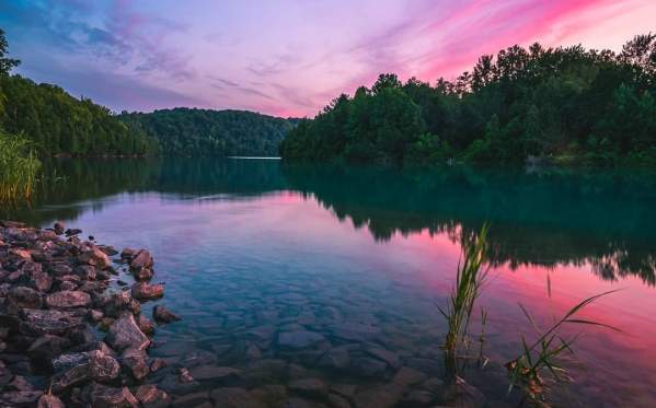 Green Lakes Spring Sunset Blue and Pink